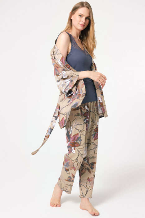 Anıl 5786 İp Askılı V Yaka Viskon Çiçek Desenli Kışlık Örme Normal Bel Bağlamalı Dantel Detaylı Pijama Takımı - 4