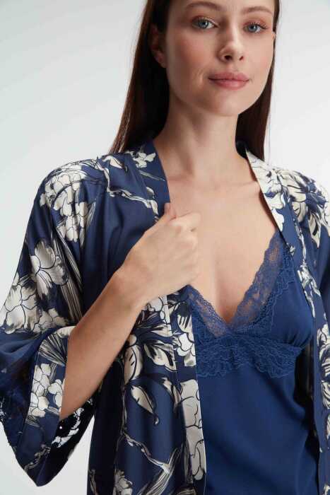 Anıl 5825 İp Askılı V Yaka Kadın Viskon Çiçek Desenli Yazlık Dantel Detaylı Pijama Takımı Sabahlık - 3
