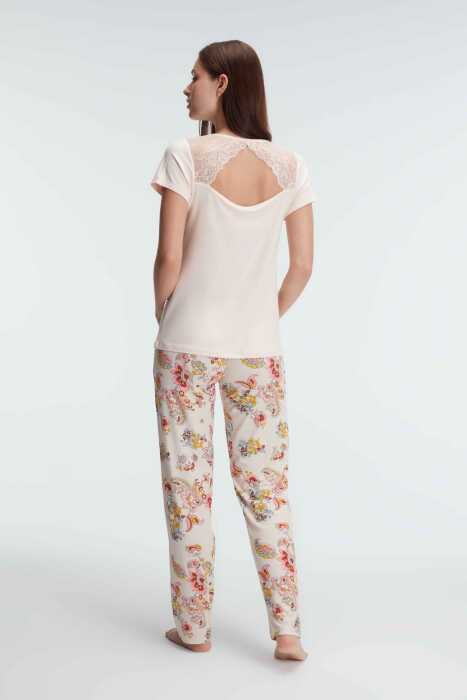 Anıl 9878 Kısa Kol Bisiklet Yaka Kadın Viskon Çiçek Desenli Yazlık Örme Dantel Detaylı Pijama Takımı - 3