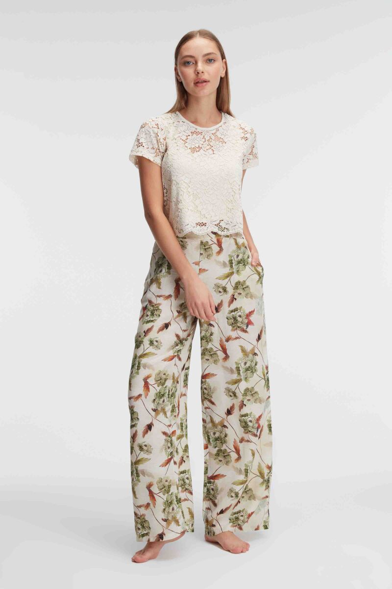 Anıl 9946 Kısa Kol Bisiklet Yaka Kadın Viskon Çiçek Desenli Yazlık Dantel Detaylı Pijama Takımı - 4