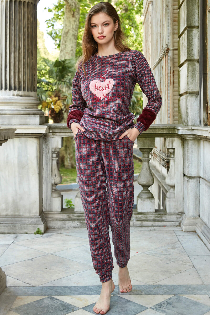Kadın Polar Kumaş Ekose Göğüs İşlemeli Uzun Kol Sweatshirt ve Pantolon Pijama Takım (9746) - 1