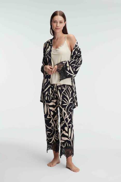 Anıl 5823 İp Askılı V Yaka Kadın Viskon Tropikal Yazlık Örme Dantel Detaylı Pijama Takımı Sabahlık 